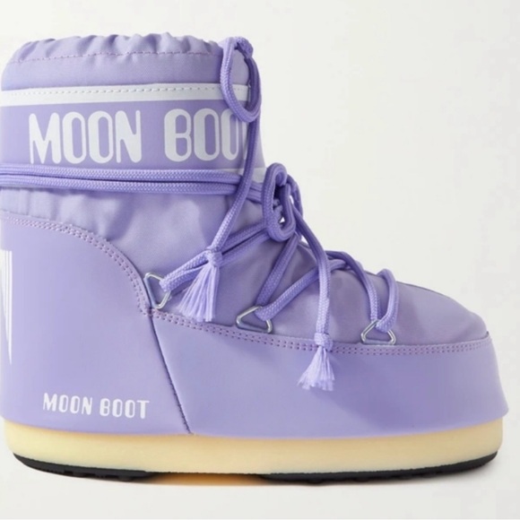 New moon boots,size 5.5-7 - Picture 3 of 6